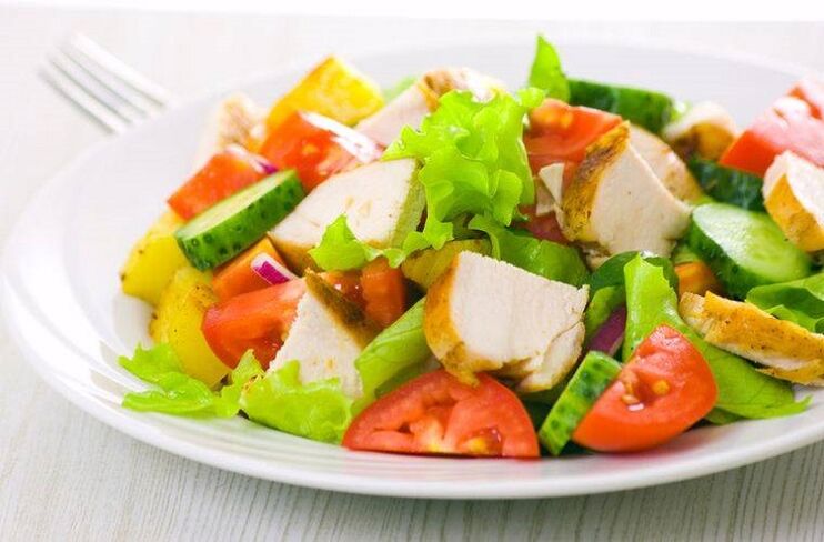 Salată de legume de pui pentru slăbire